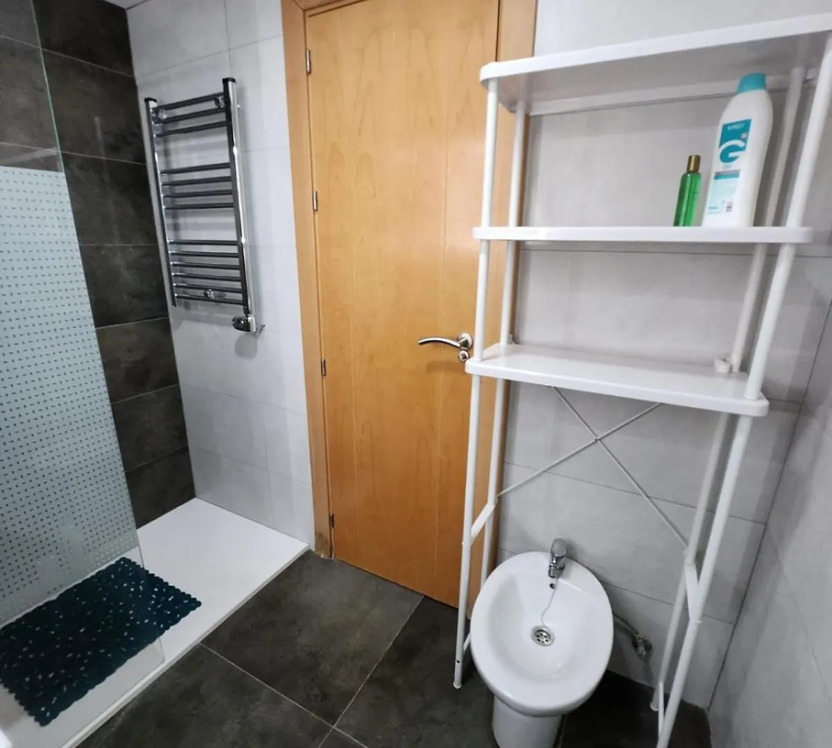 Apartamento Bajo precioso en primera línea de Vera-Playa con jardín y terraza!